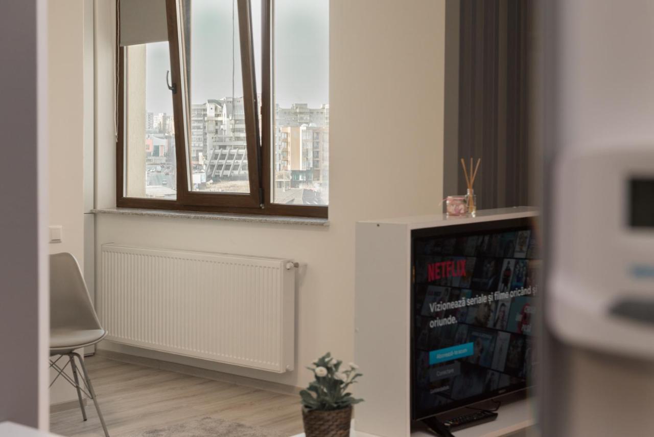 The Chic Minimalist - Apartment Iasi Exterior foto